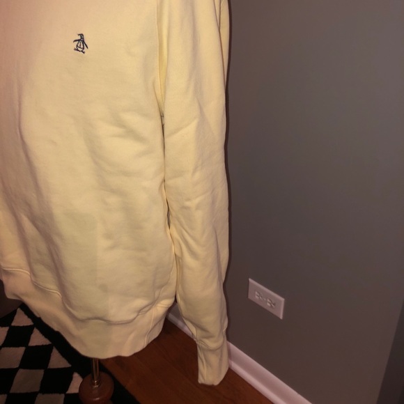 Men’s Yellow original penguin sweatshirt. size xl - Picture 4 of 9